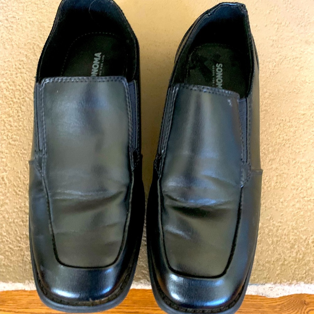 Sonoma boys dress shoes black, size 4 Med.